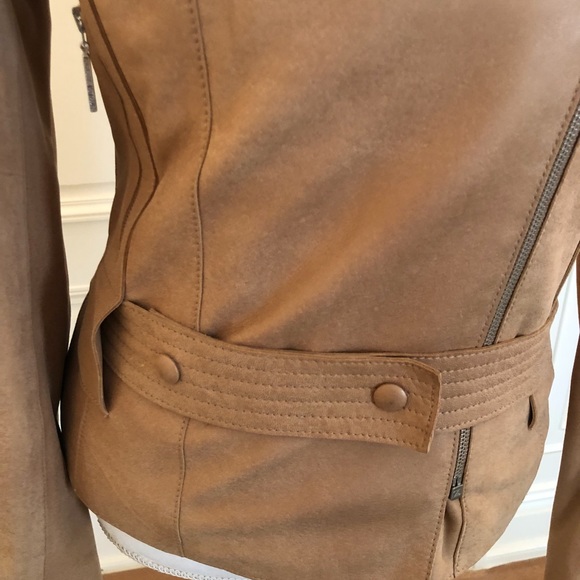 ADRIENNE VITTADINI: Tan/Camel Leather Jacket. - Picture 4 of 9